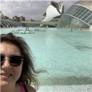 Sono una libera professionista, mi interessa l’italiano e le letteratura e sono disponibile per titolo di studio ho un diploma di laurea in servizio sociale